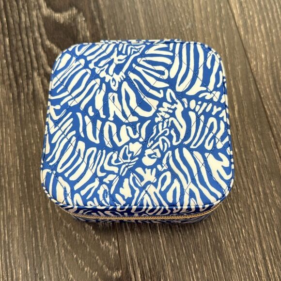 Lilly Pulitzer Travel Jewelry Case Holder Martinique Blue Zee Bebe Accessories - Picture 2 of 4